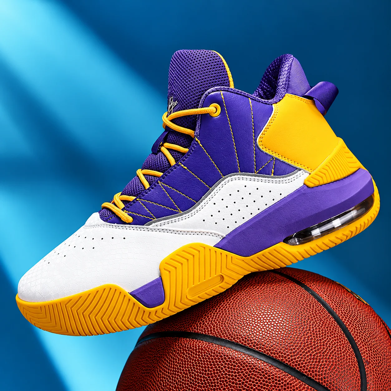 Baskets montantes violet, jaune et blanc